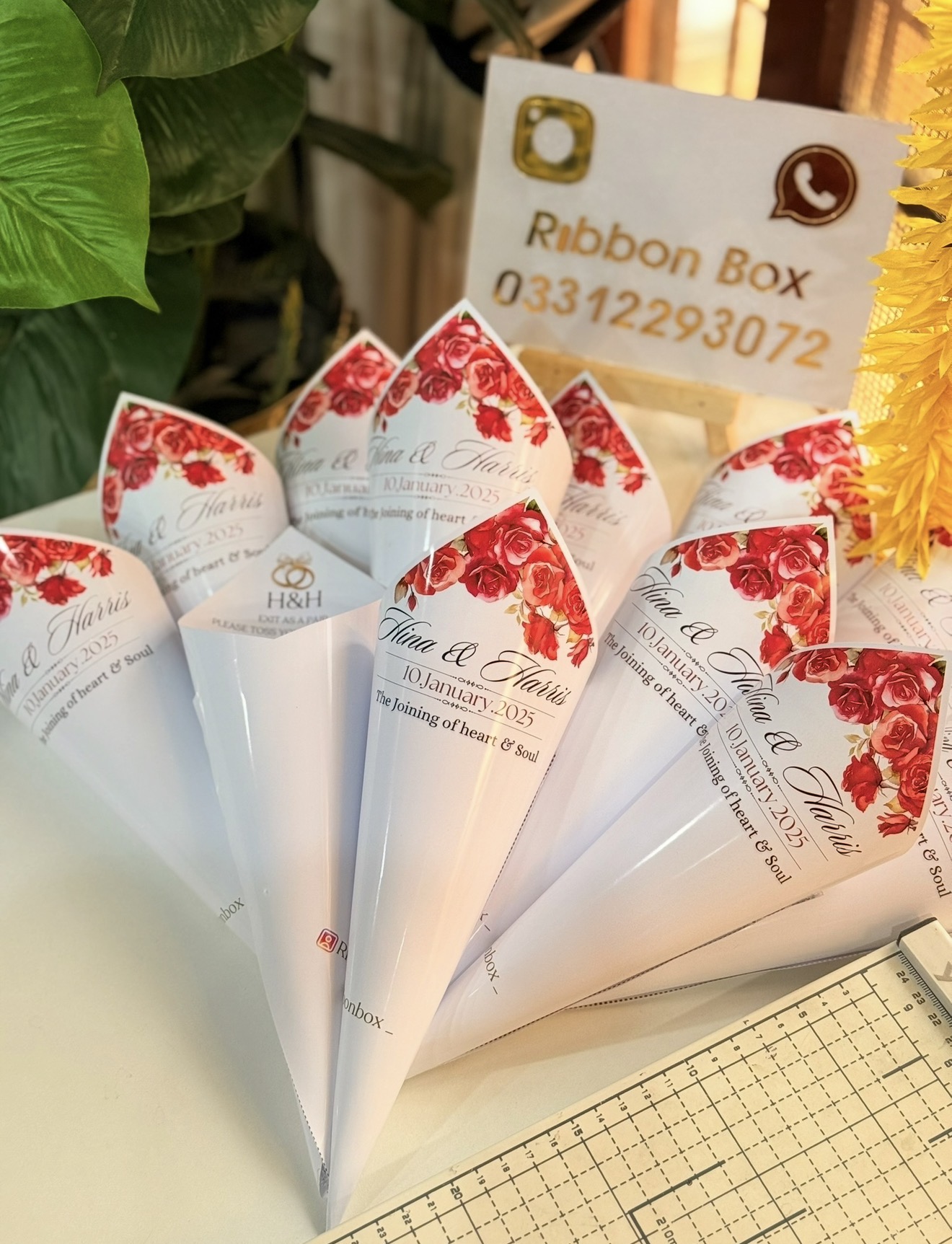 Custom Toss Petal Confetti Cones view 1