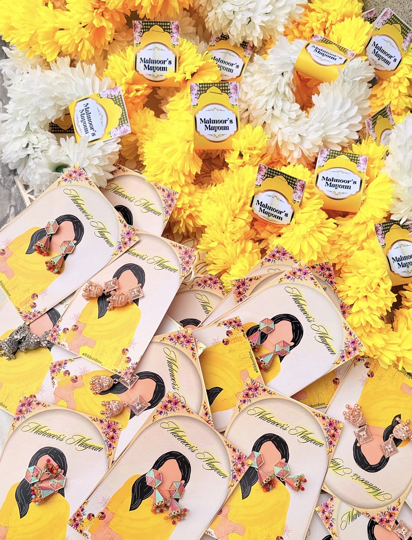 What Jhumka Favours | With Custom Card | Jhumka Wedding Favours view 2