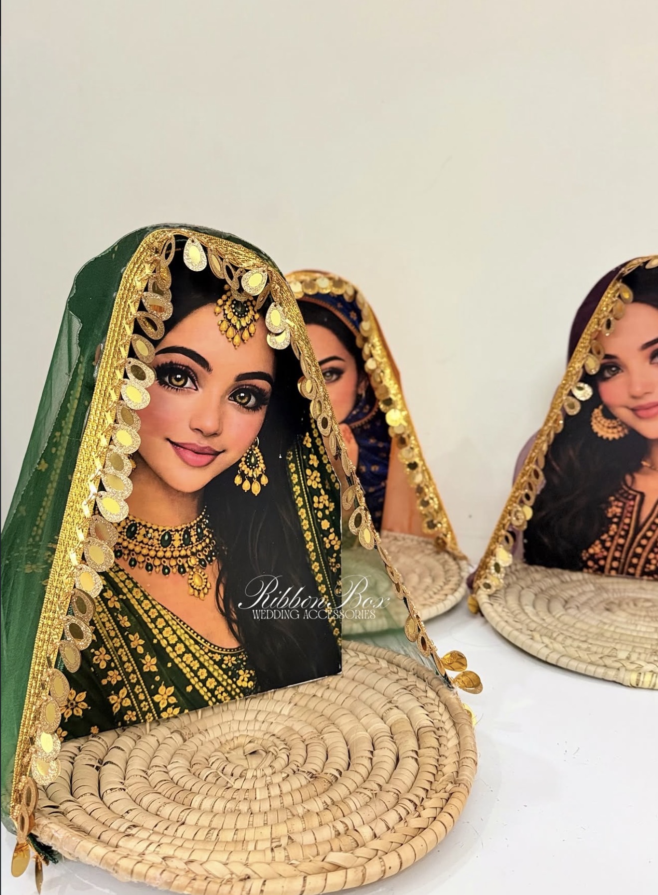 Viral Picture Thaal | Arabic Picture Thaal for Wedding | Random Face view 1