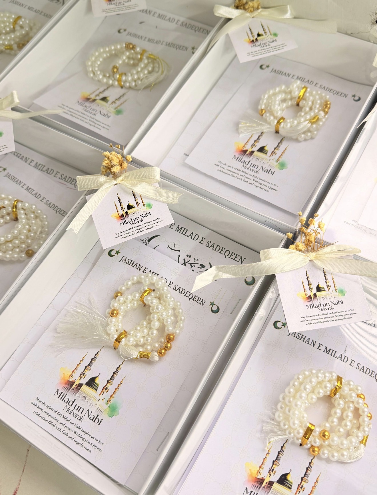 Milad un Nabi Mubarak Favour Box with Surah Yaseen & Beaded Tasbeeh | Islamic Gift Box view 4